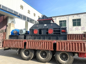 大型对辊泡芙短视频app污下载发往湖北河卵石制砂
